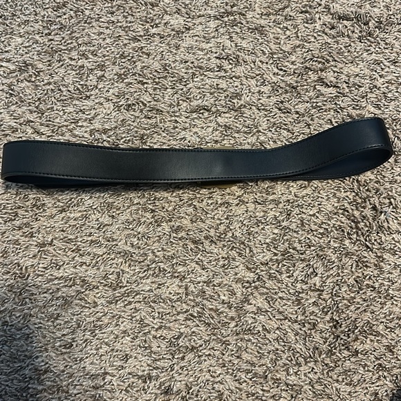 Gucci black and gold belt x - Picture 4 of 13